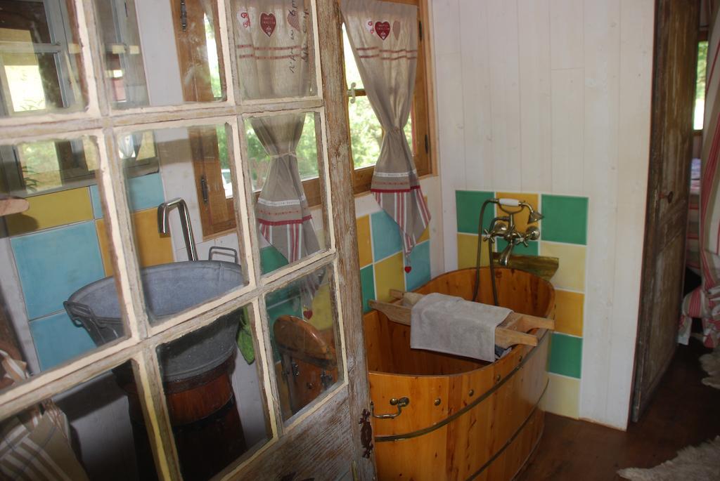 Maison D'Hotes Ainsi Soie T-Il Combovin Cameră foto